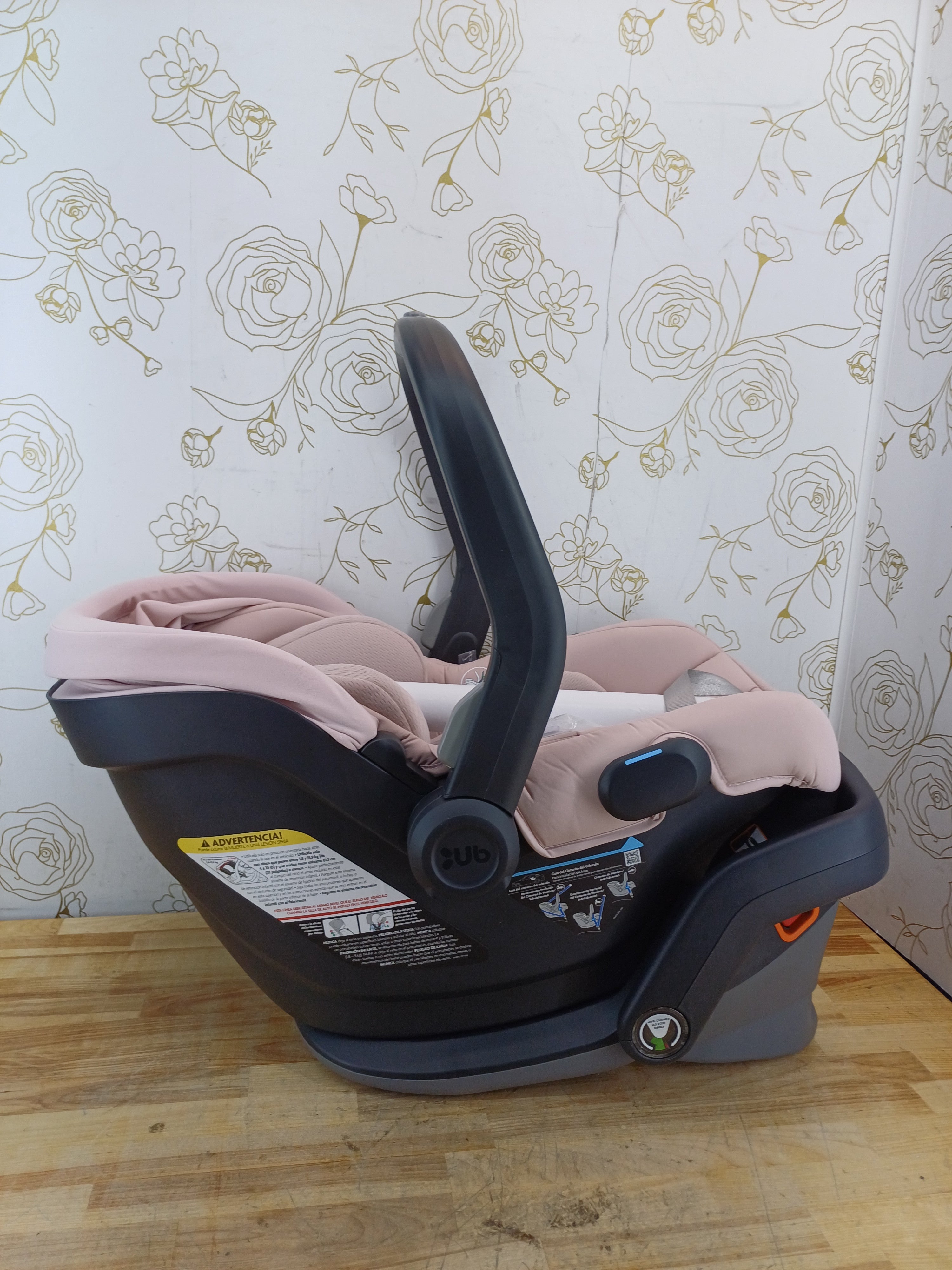 UPPAbaby Mesa V2 Infant Car Seat/Easy