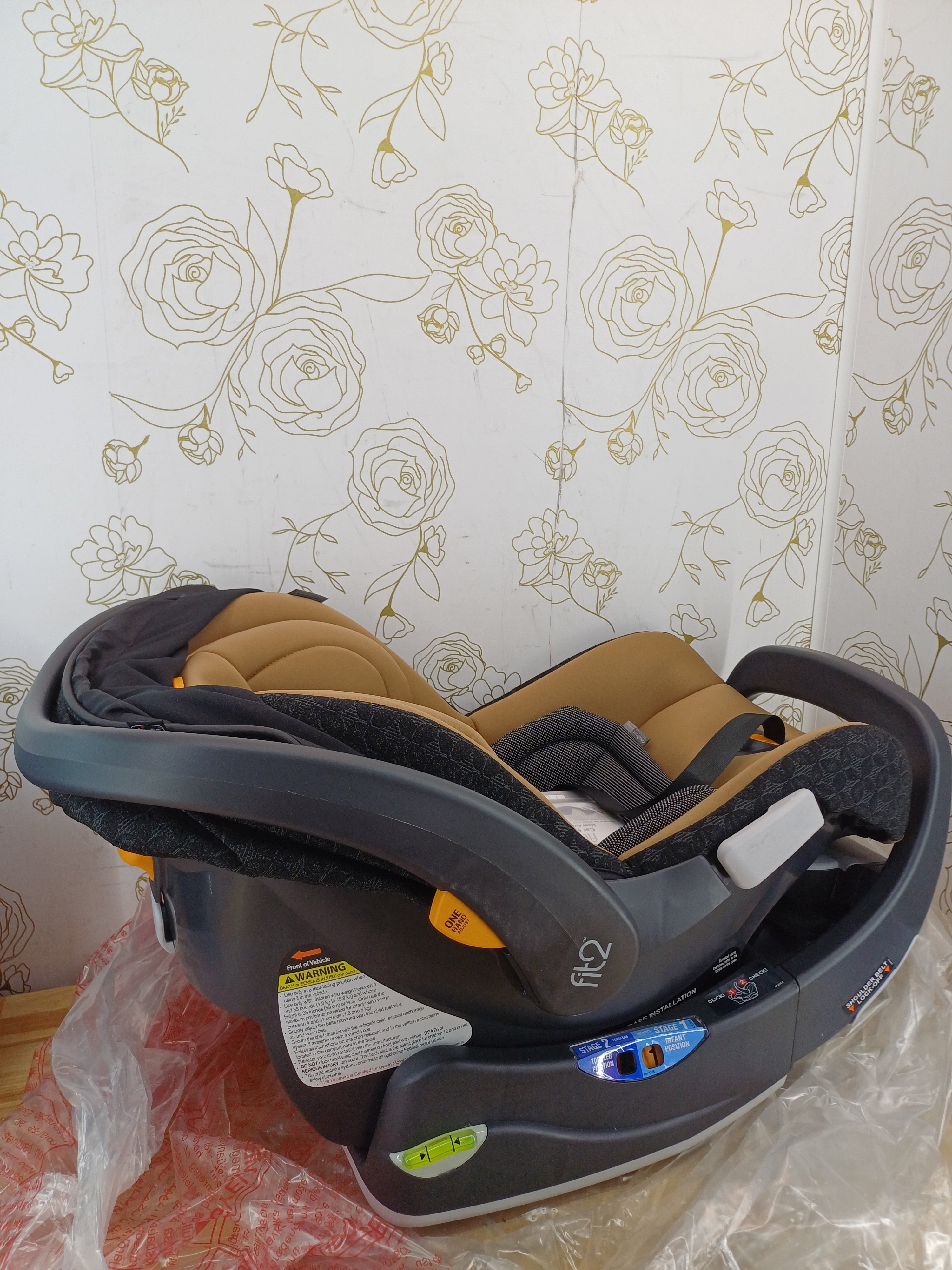 Chicco Fit2 Infant & Toddler Car Seat - Cienna