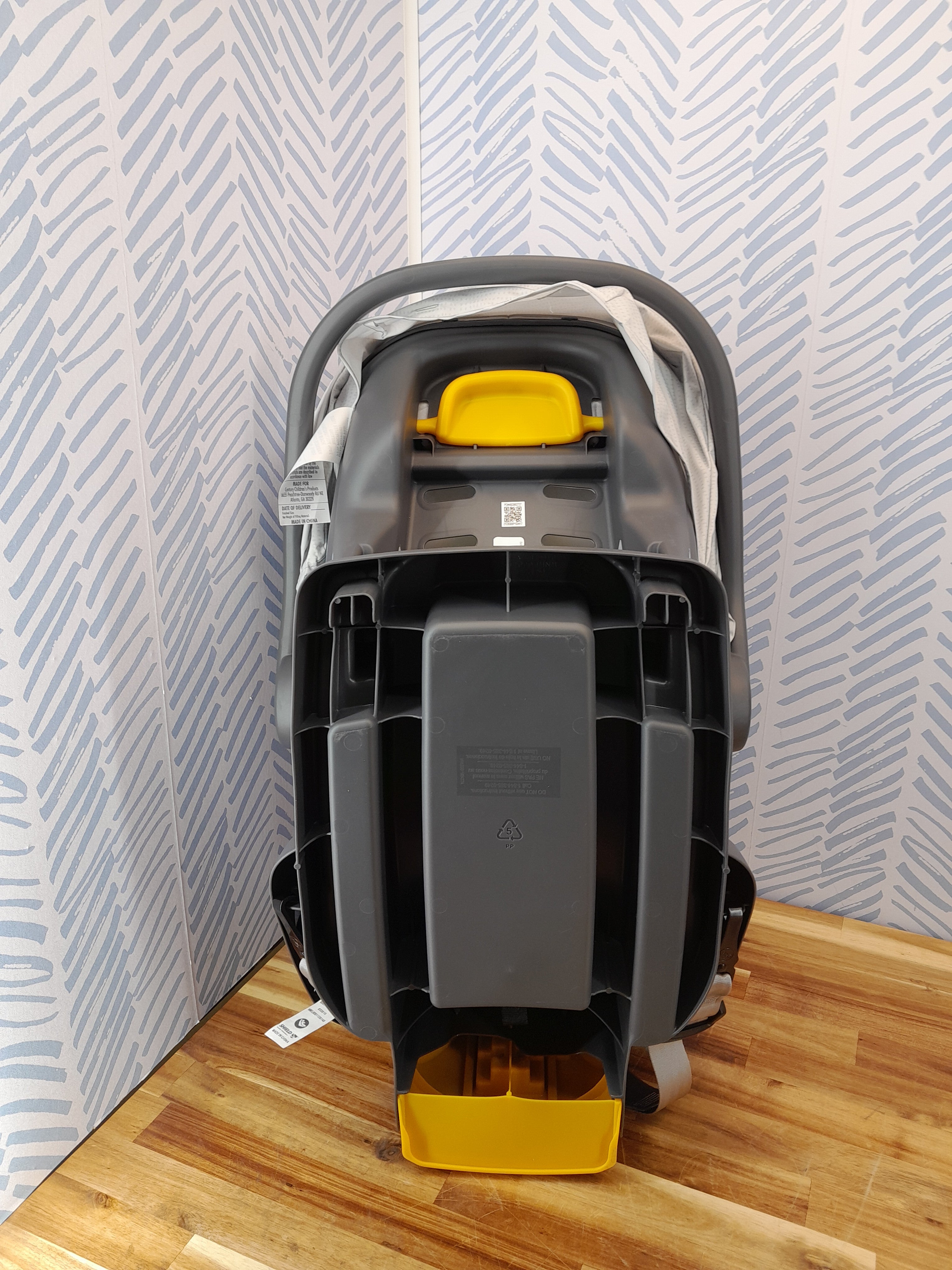 Century Carry On™ 35 LX Lightweight Infant Car