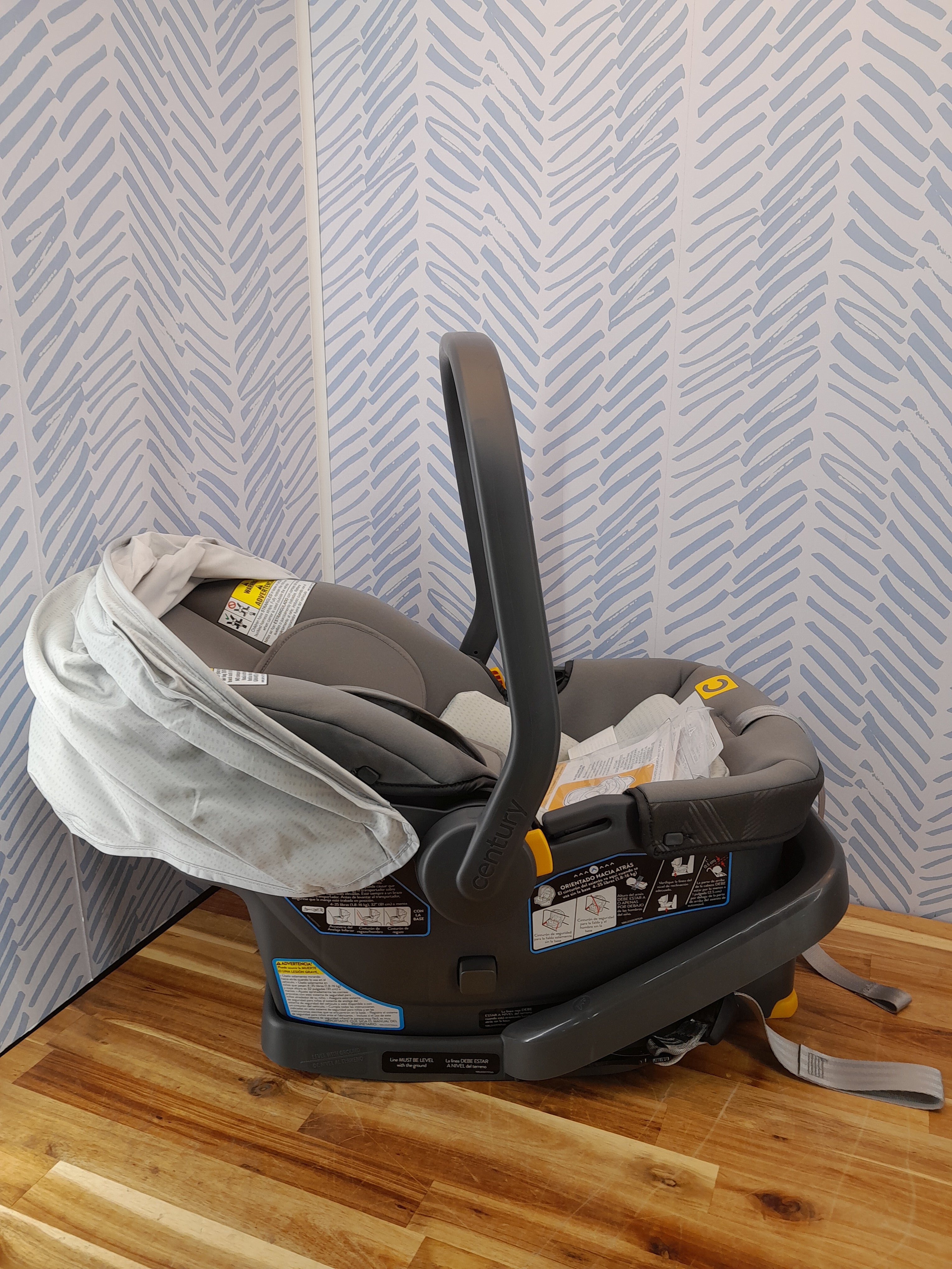 Century Carry On™ 35 LX Lightweight Infant Car