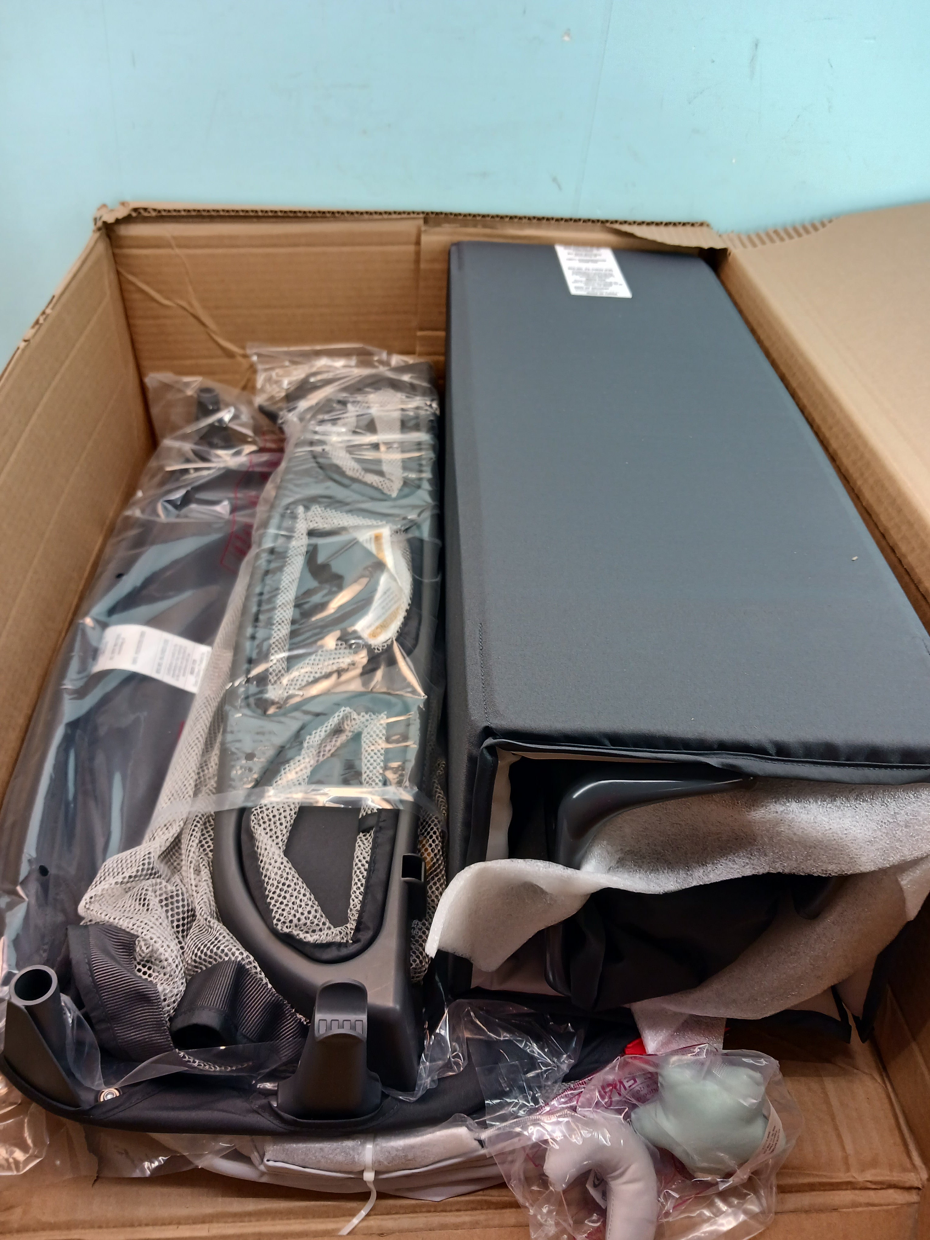 Graco Pack 'n Play Travel Dome LX Playard - Astin