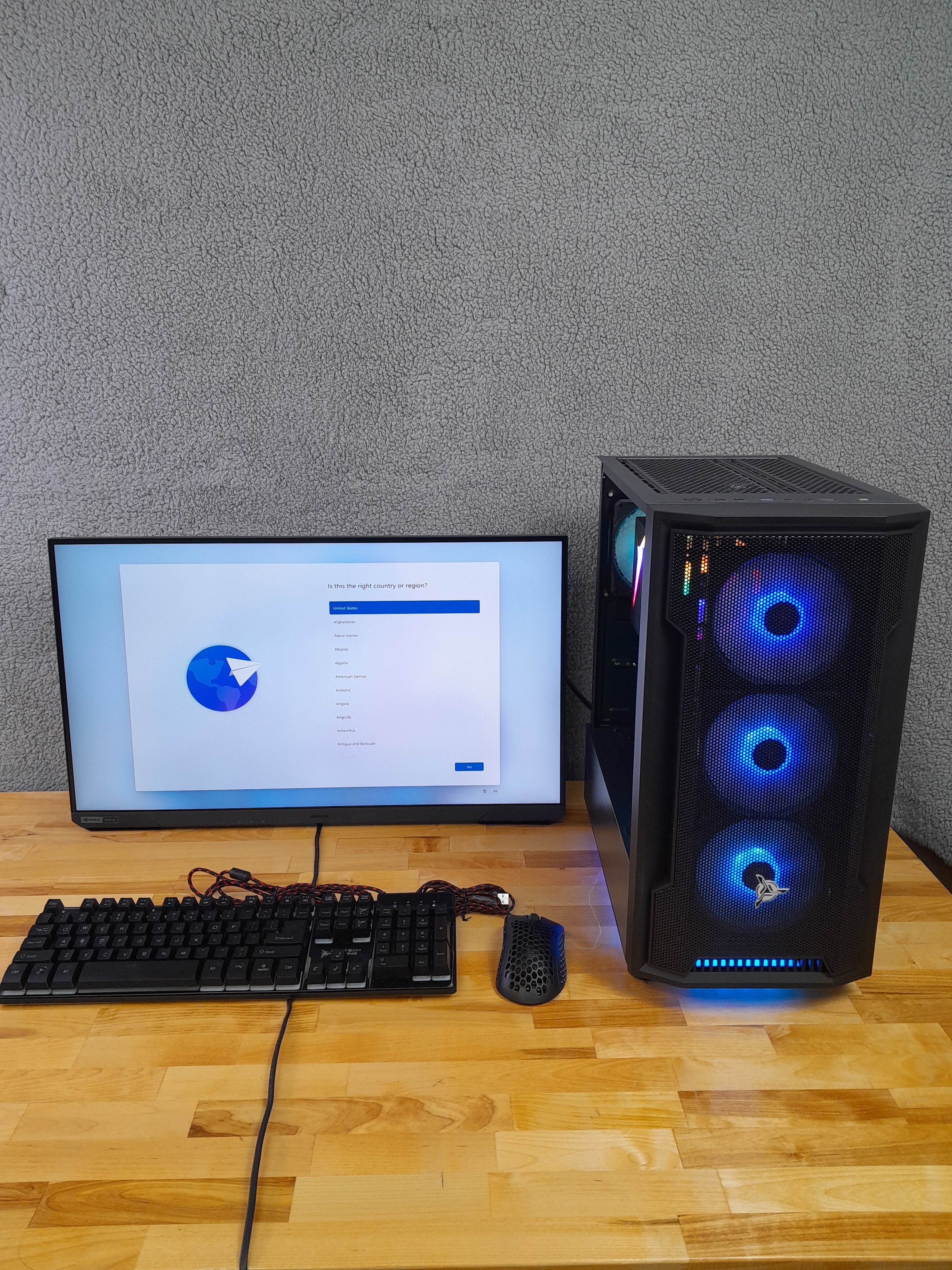 Skytech Shadow Gaming PC Intel i5 14400F 2.5 GHz