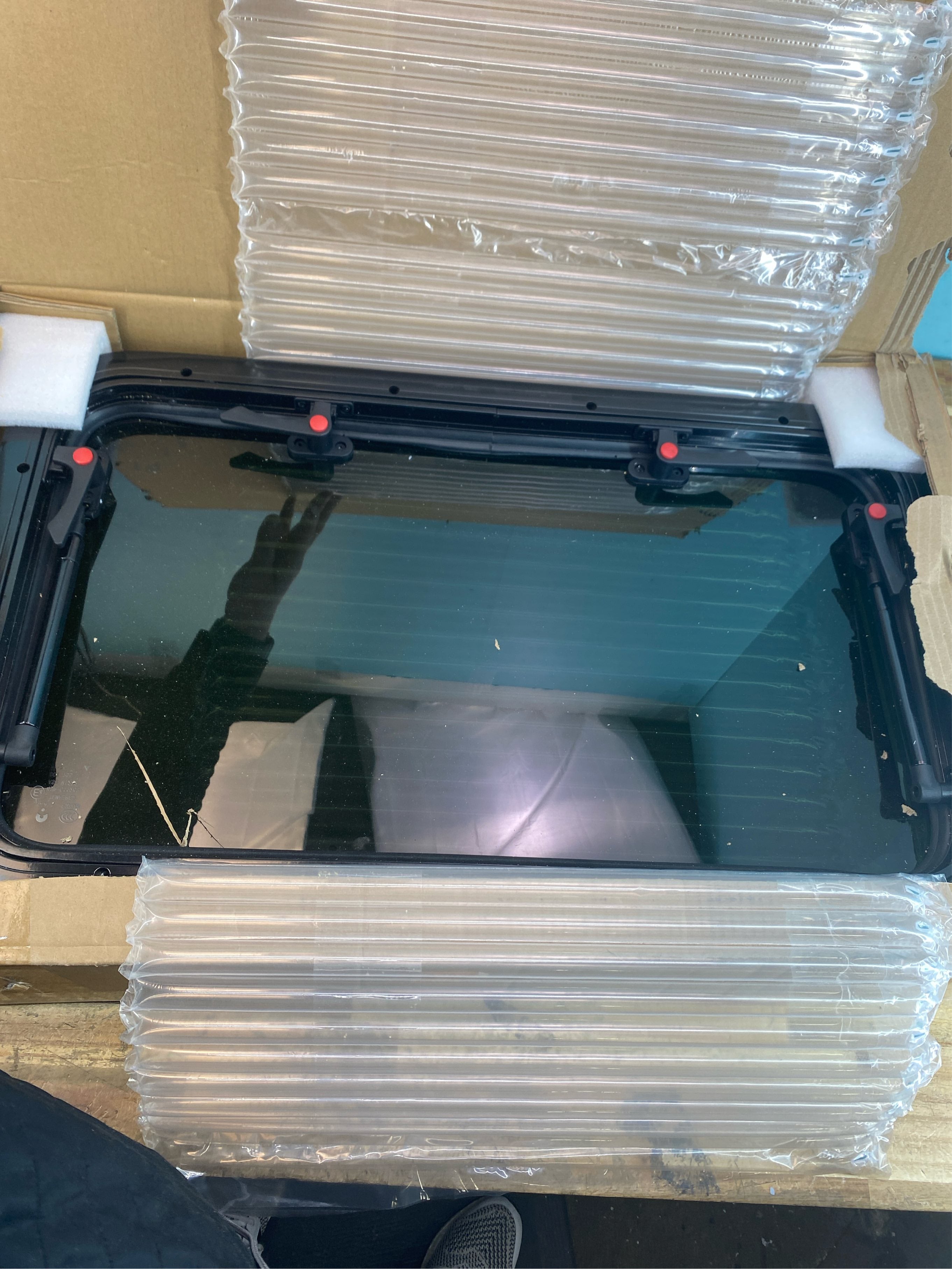 RV Exit Windows 28"W x 16"H RV Push Out Window