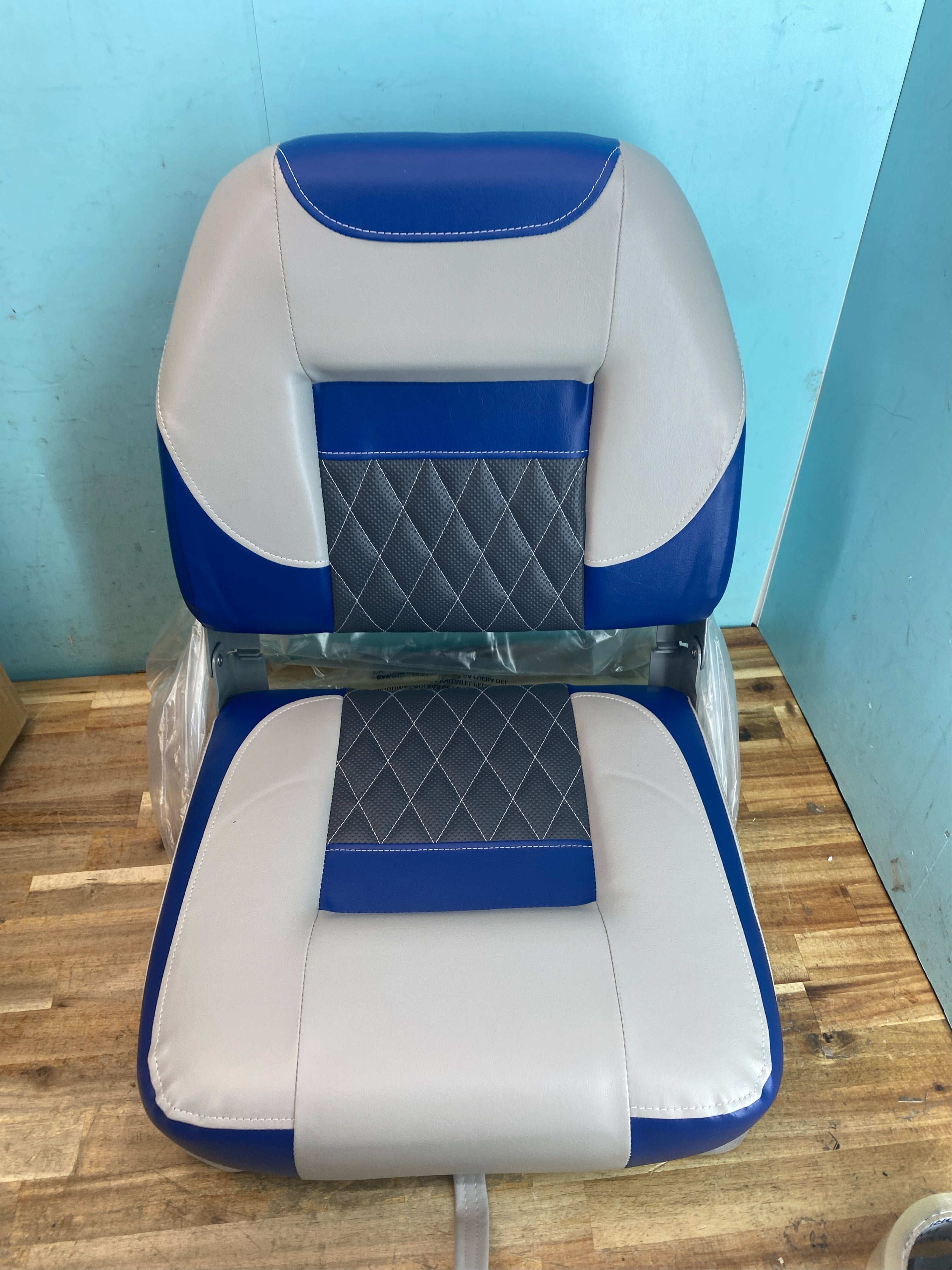 Deluxe Low Back Boat Seat Fold-Down Fishing Boat