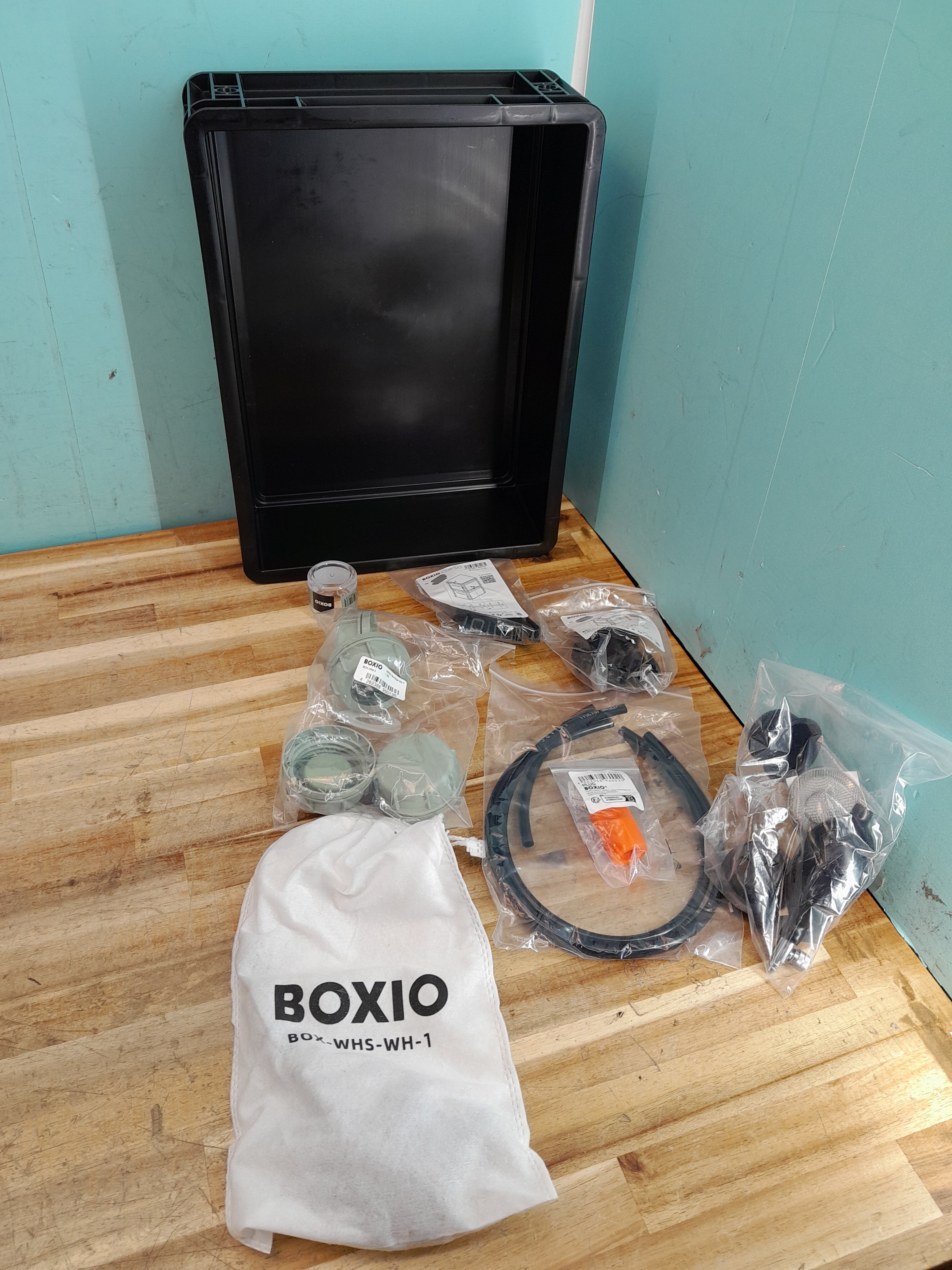 BOXIO - Sanitary Edition Mobile Camping Bathroom