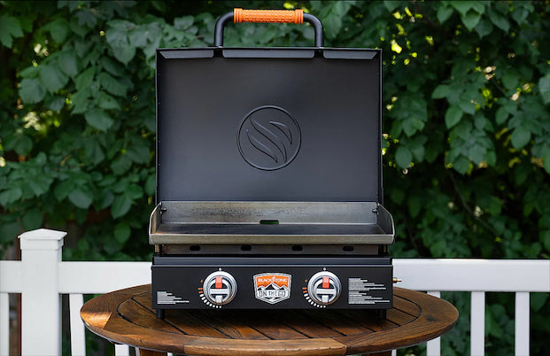 Blackstone On The Go 22 In Tabletop Griddle With Hood