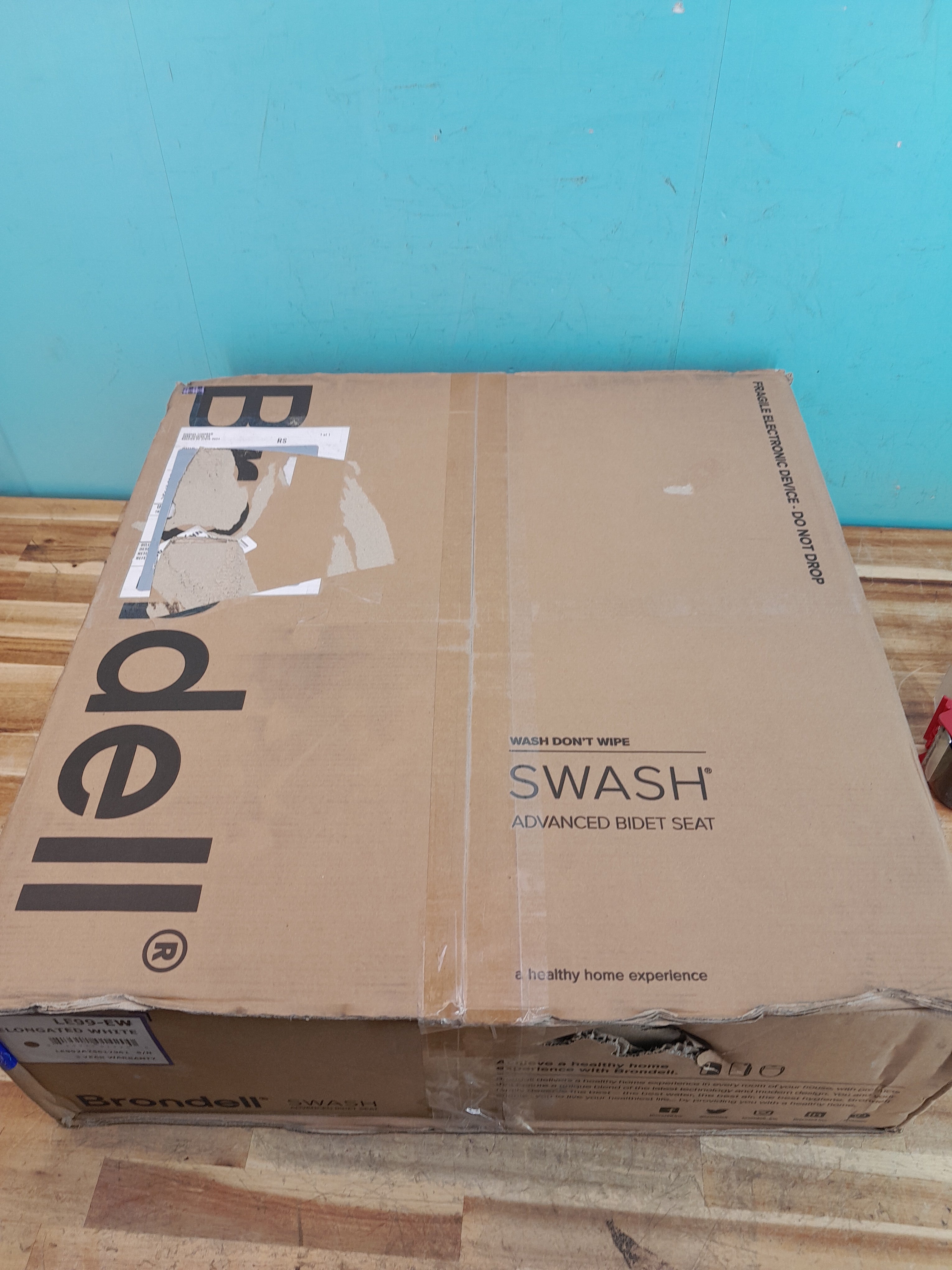 Brondell Swash Electronic Bidet Toilet Seat LE99