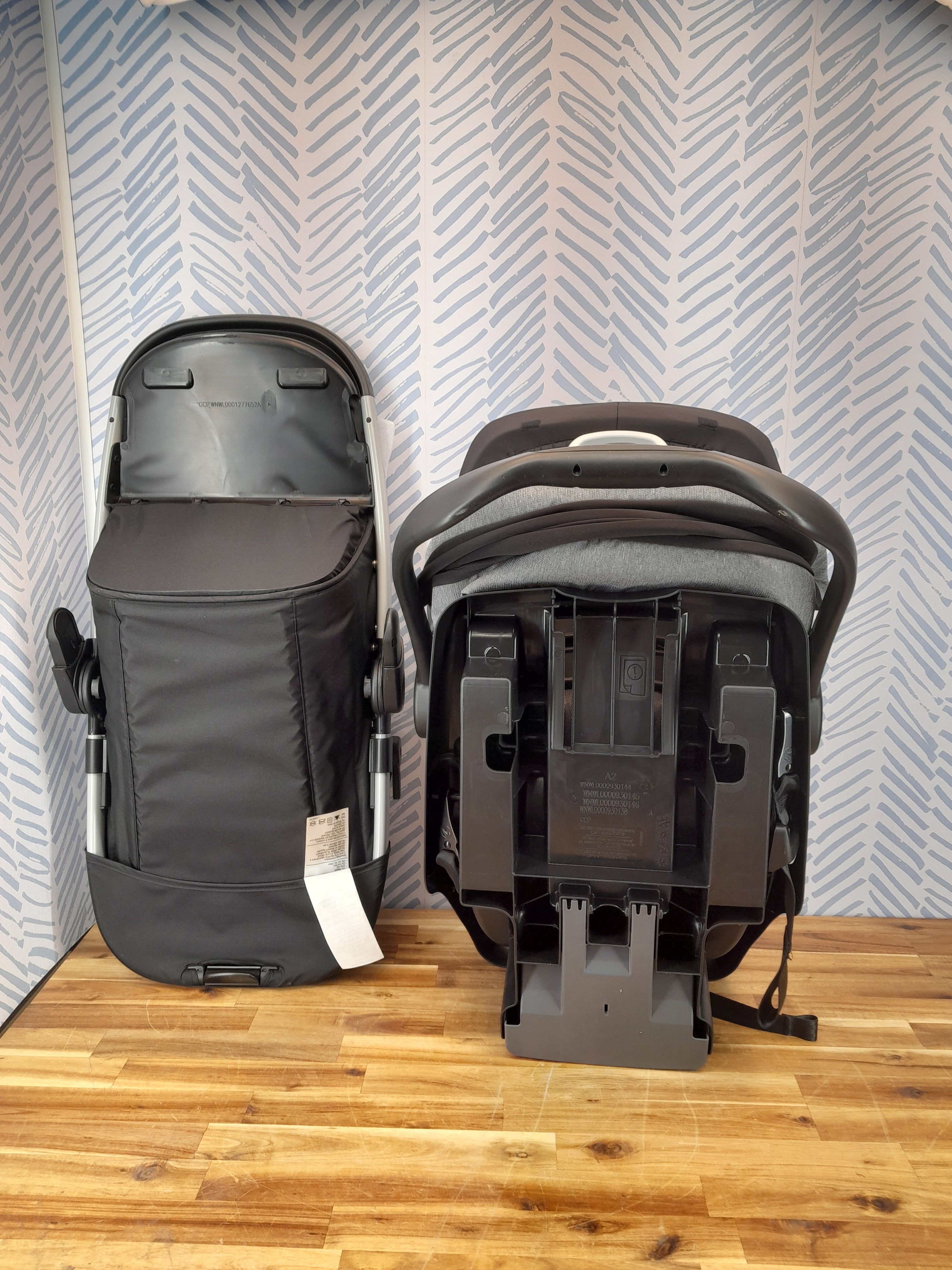 Graco Modes Nest2Grow Travel System Stroller Gray