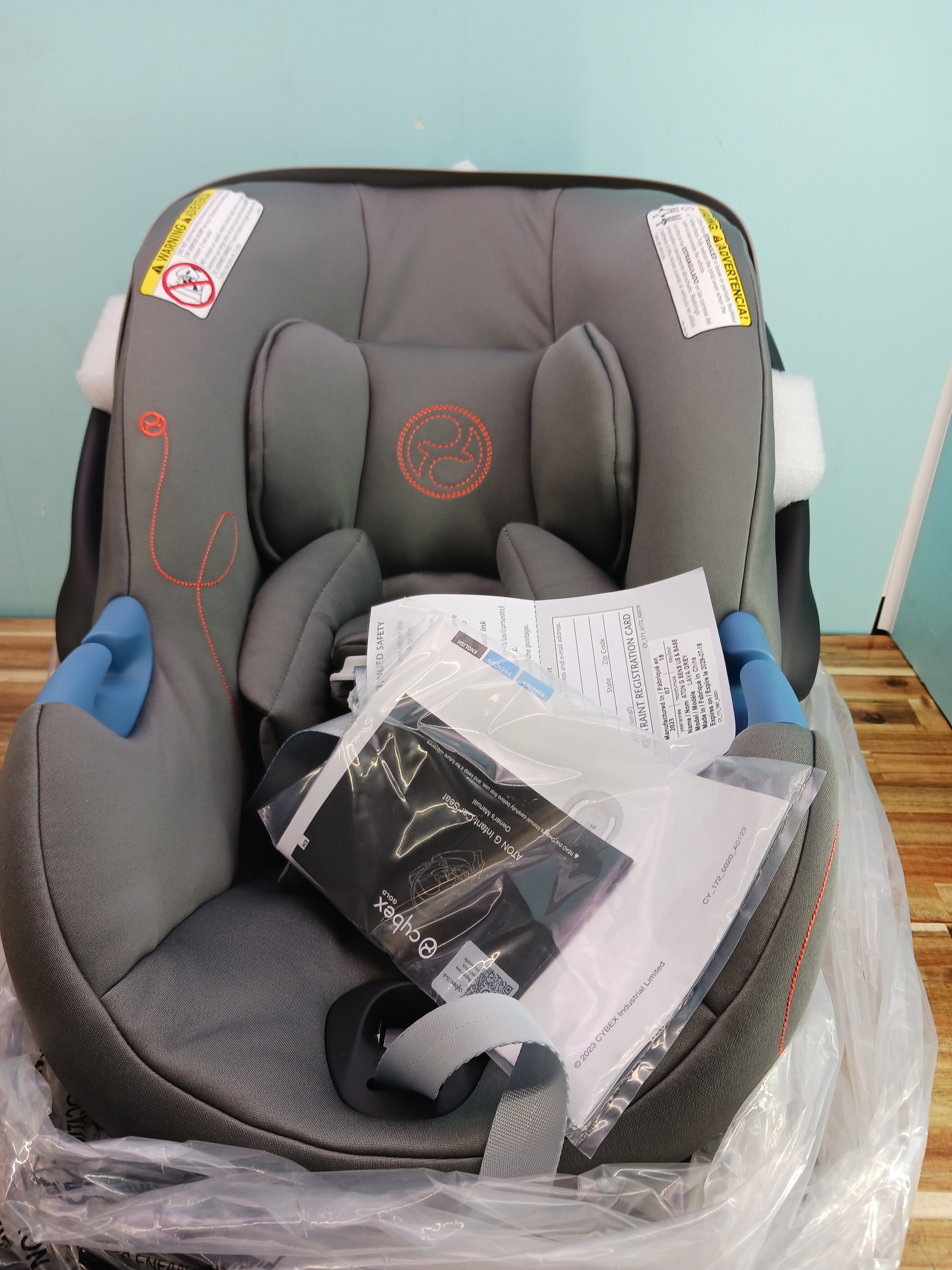 Cybex Aton G Infant Car Seat with Linear Side