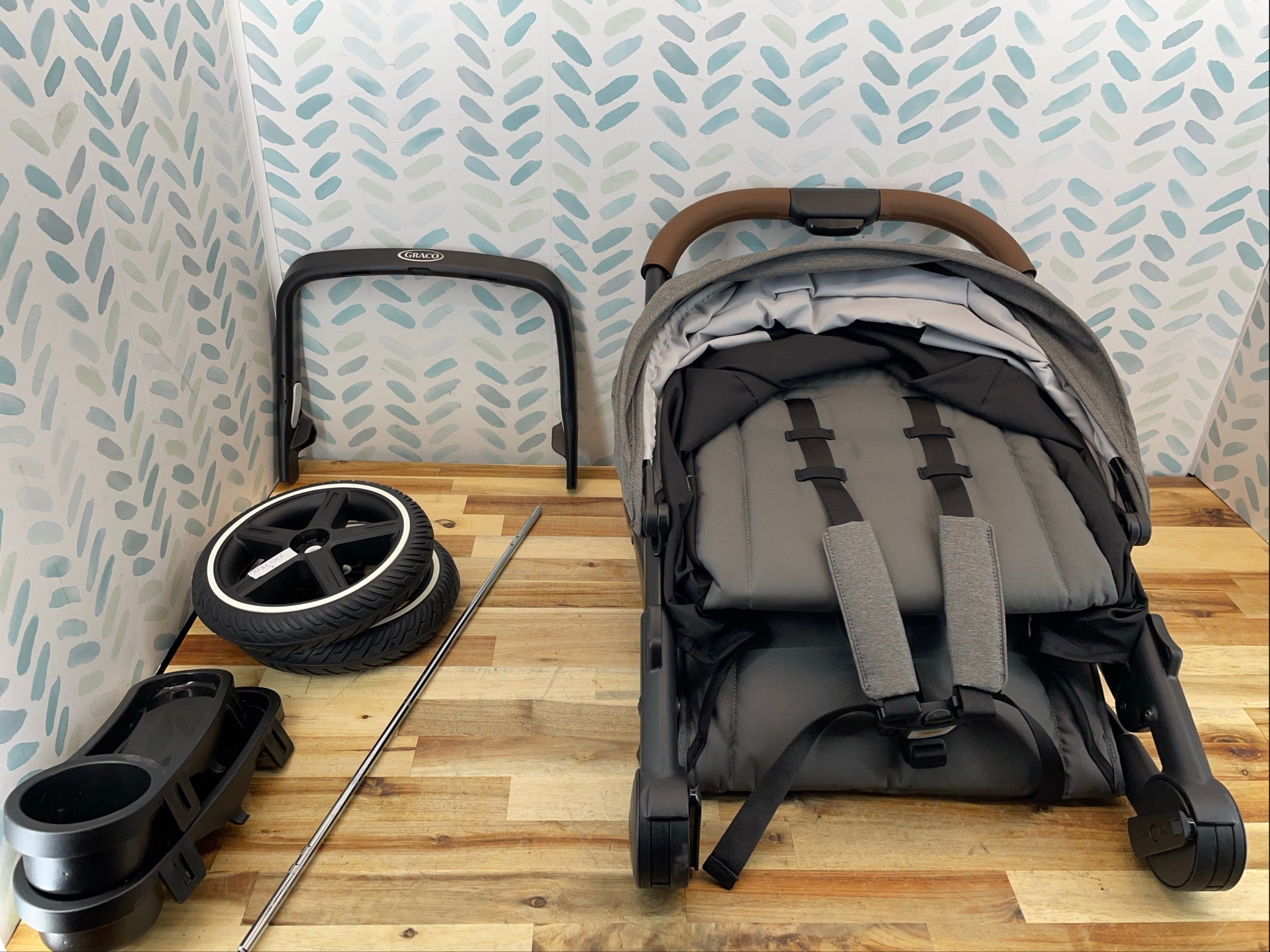 Graco Outpace LX Travel System Black